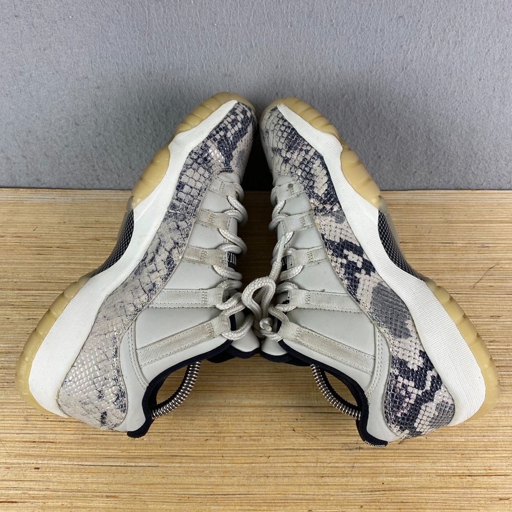 Jordan 11 Retro Low Light Bone Snakeskin Grade School 7Y CD6847-002 - Picture 7 of 11